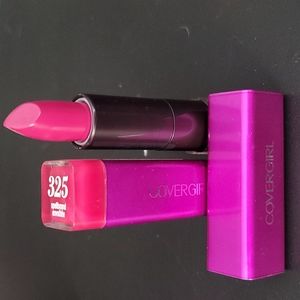 Covergirl Colorlicious lipstick in #325 Spellbound